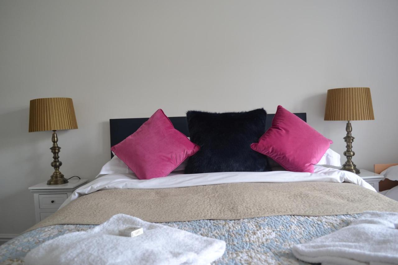 Hotel The Nags Head à Lyme Regis Extérieur photo